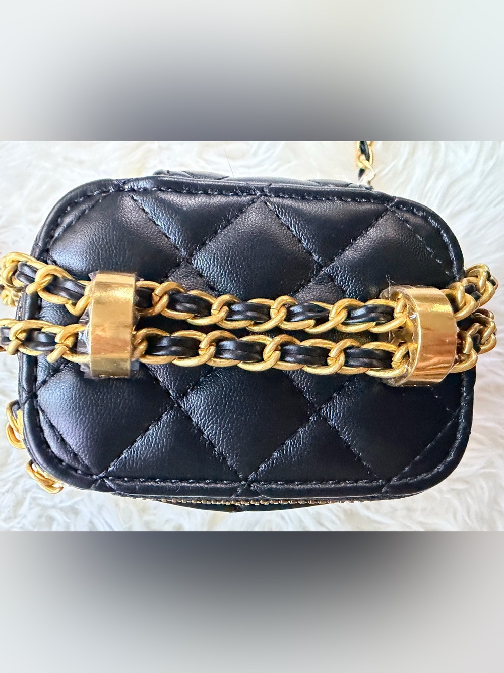 Chanel MAKEUP Black Leather Gold Ball Box Bag w Gold Hardware (SEALED) NEW - Picture 9 of 16